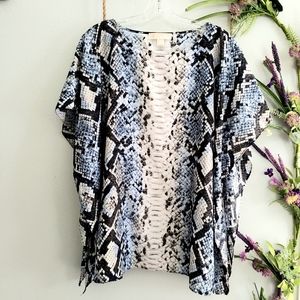 ⛔⚠️SOLD!!!⚠️⛔ Michael Kors snakeskin print poncho